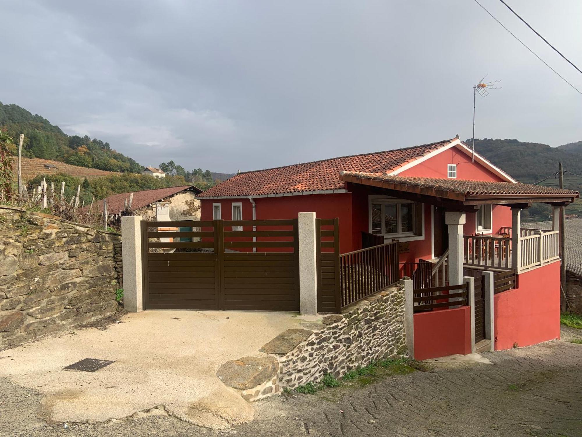 Casa Do Feligres E Da Alsira Villa Nogueira de Abaixo Eksteriør billede