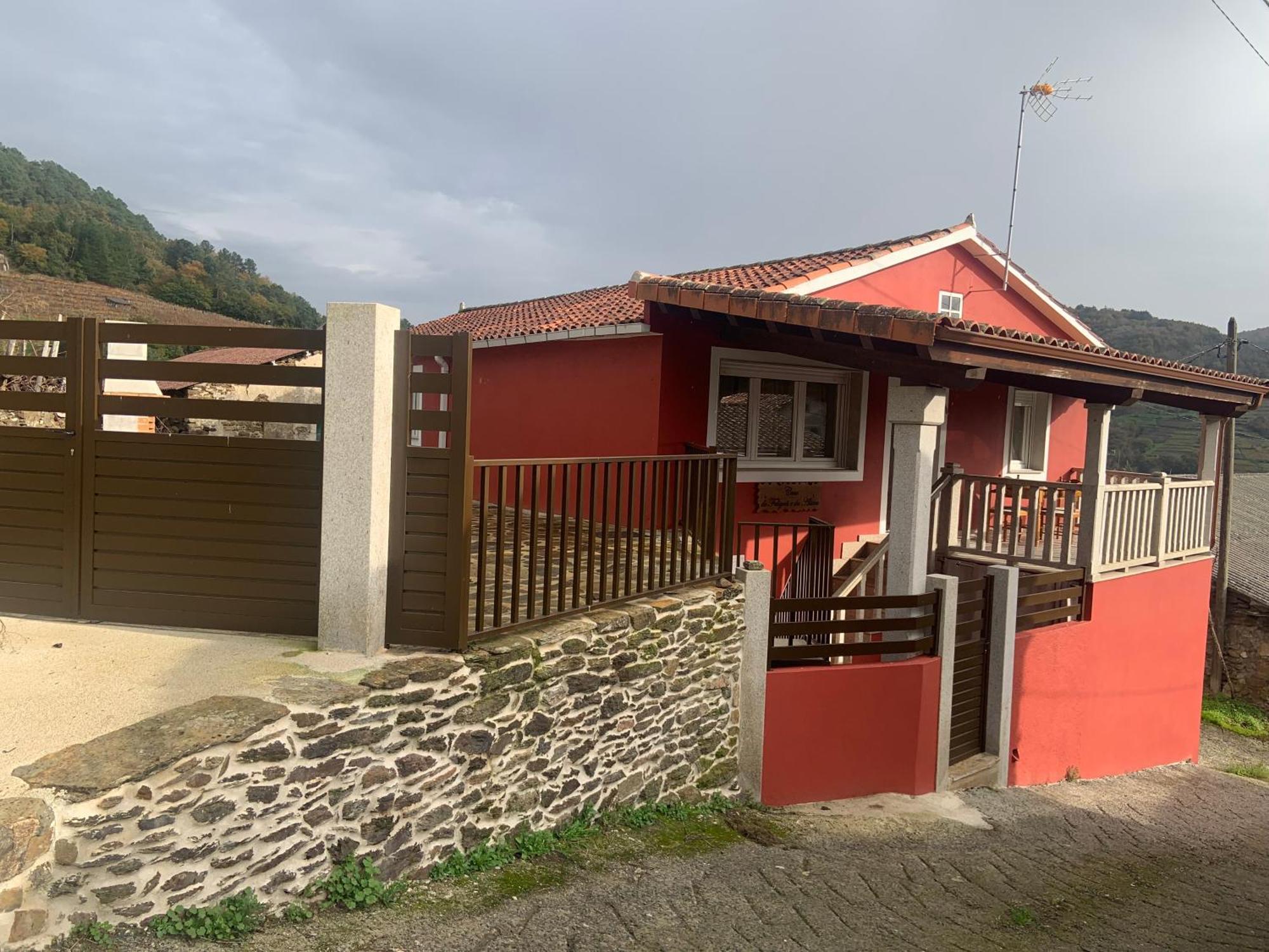 Casa Do Feligres E Da Alsira Villa Nogueira de Abaixo Eksteriør billede